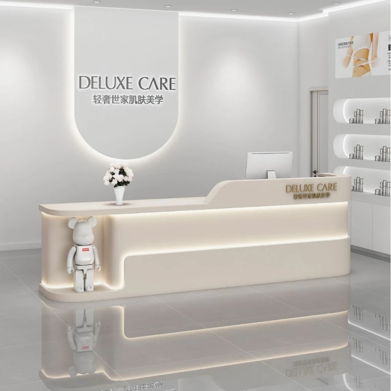 # Meja Rias Modern Beauty Inst - Beauty Makeup Institute ulasan dan harga